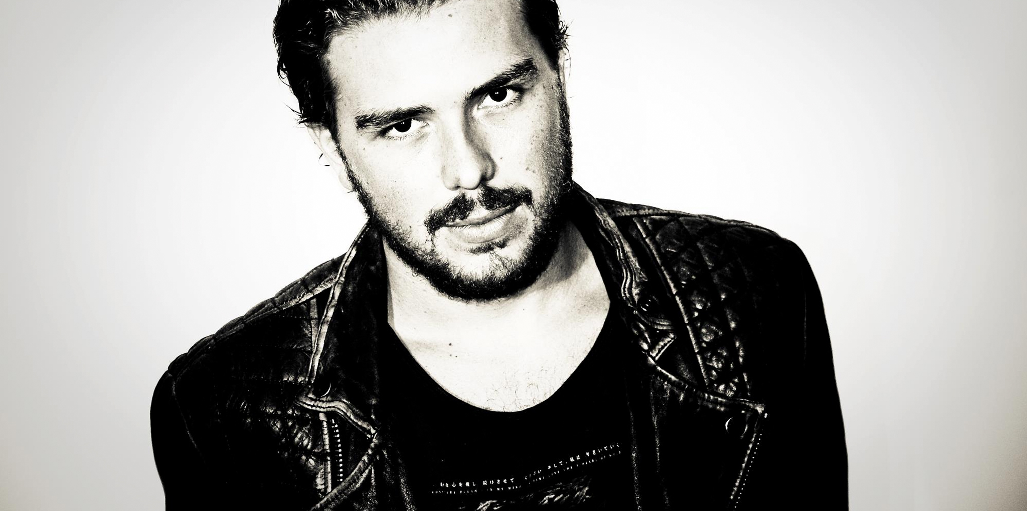 NICO DE ANDREA Image NICO DE ANDREA Image