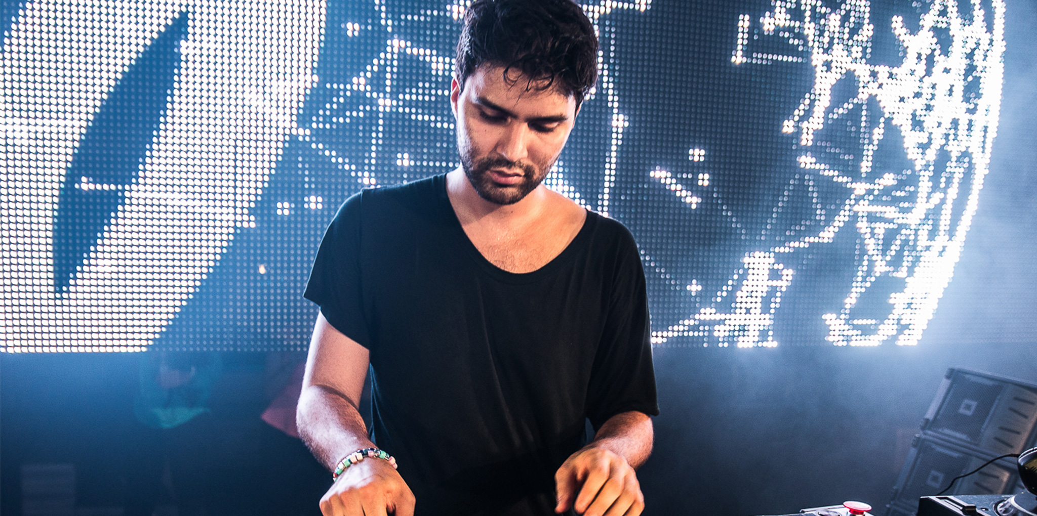 R3hab jet plane